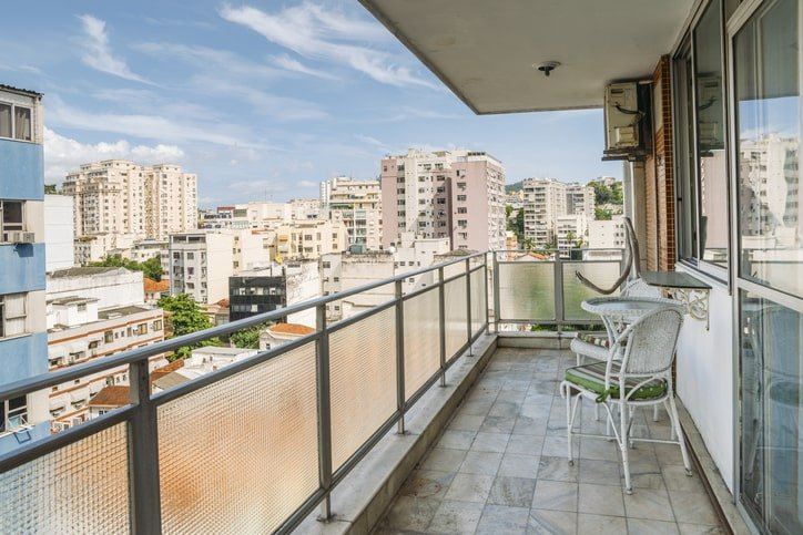 Conheça 4 vantagens de investir em apartamentos com área externa